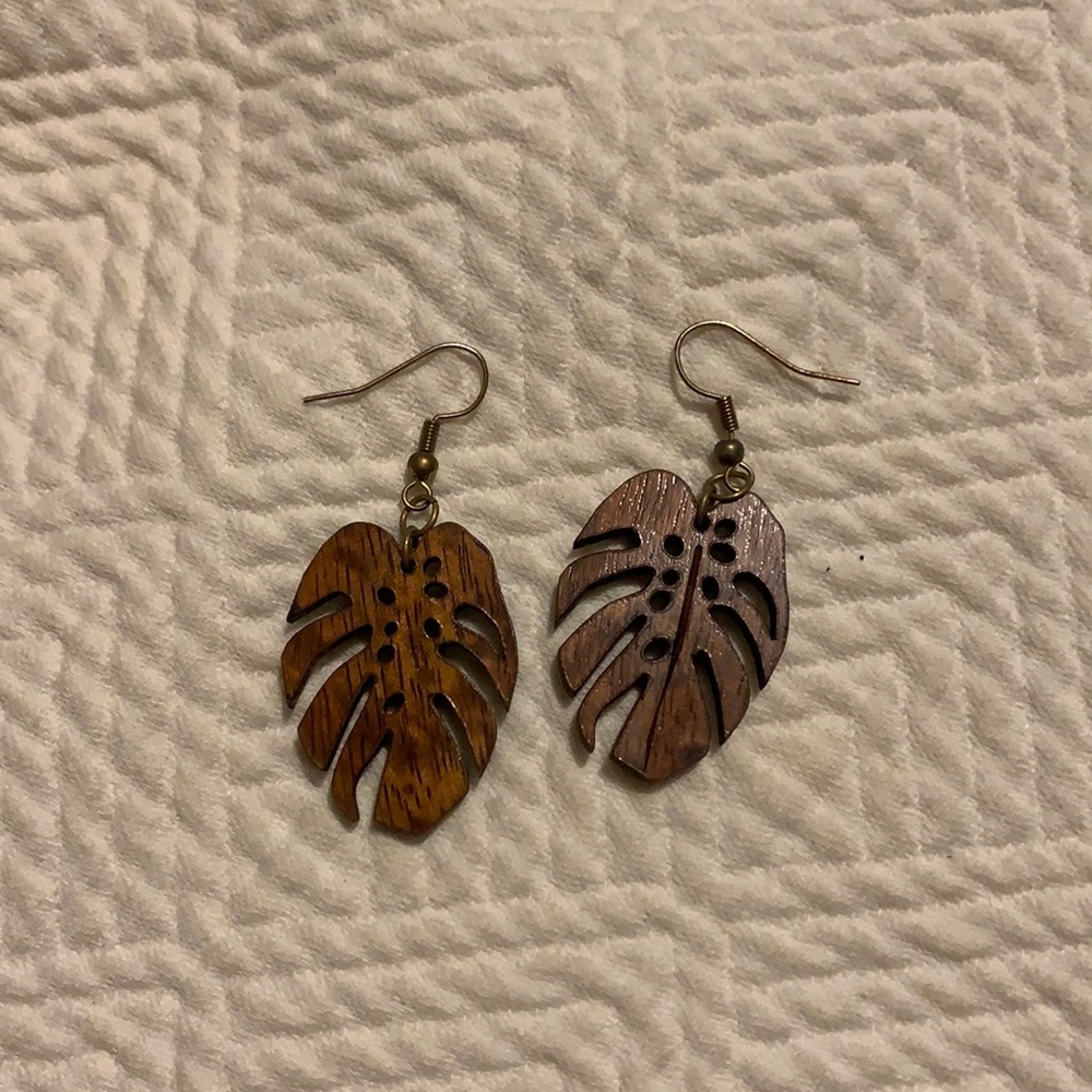 Wood earrings